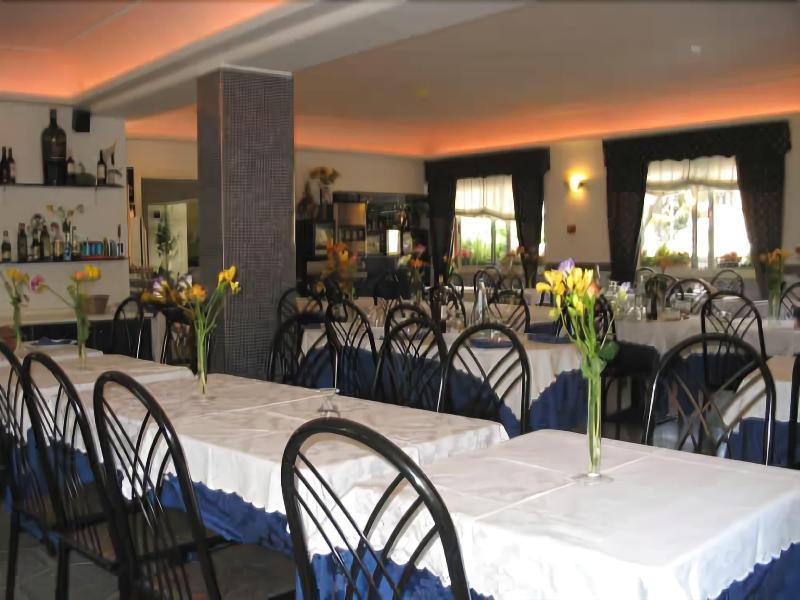 Hotel Torre Antica Loano Exteriör bild