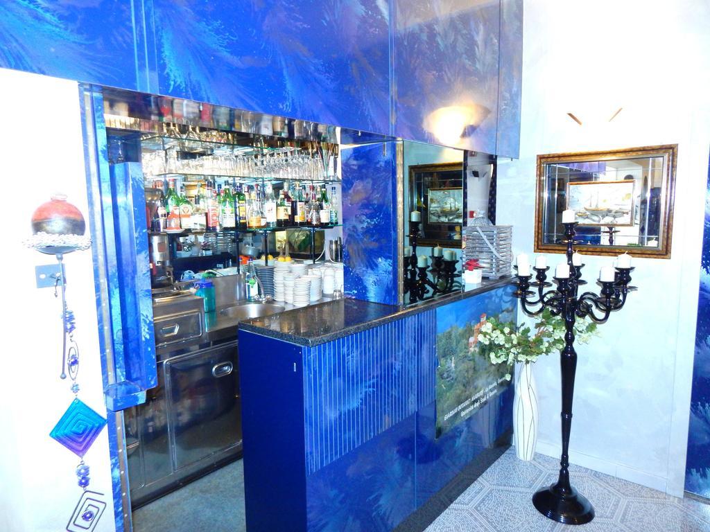 Hotel Torre Antica Loano Exteriör bild